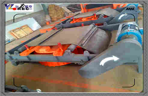 电磁自卸午夜精品久久久久久 悬挂式