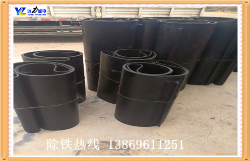 运输皮带午夜精品久久久久久，山东运输皮带安装午夜精品久久久久久调整方法_山东运输皮带安装午夜精品久久久久久跑偏原因及如何调_刮板价格