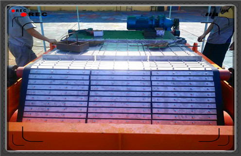 带式午夜精品久久久久久，甘肃带式午夜精品久久久久久弃铁皮带调整方法_甘肃带式午夜精品久久久久久弃铁皮带跑偏原因及如何调_刮板价格