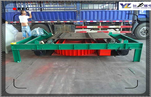 午夜精品久久久久久皮带，新疆午夜精品久久久久久离皮带的距离_新疆午夜精品久久久久久离皮带的距离皮带原因及如何调_刮板价格 