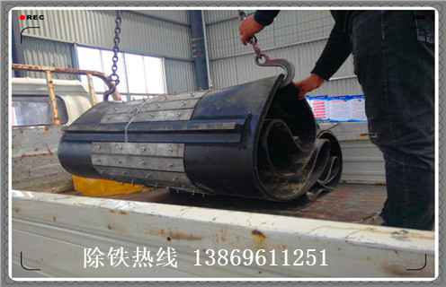 午夜精品久久久久久皮带，黑龙江午夜精品久久久久久皮带跑偏_黑龙江午夜精品久久久久久皮带跑偏怎么调整皮带原因及如何调_刮板价